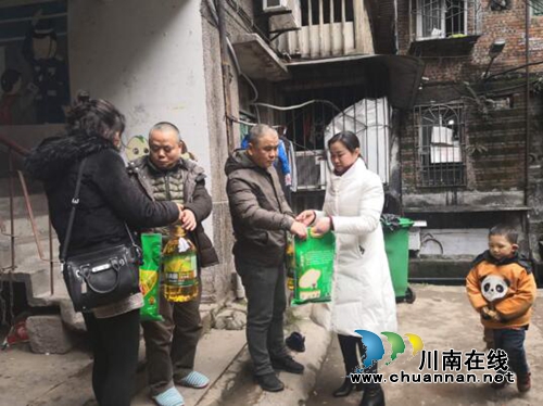 江阳区北城街道妇联：情系困难妇女&nbsp;走访慰问暖人心(图1)