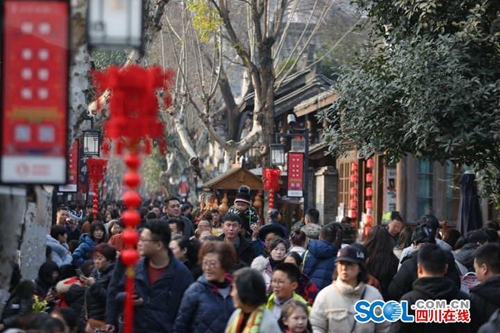 春节黄金周前三天 四川接待游客量超450万人次(图1) 春节黄金周前三天 四川接待游客量超450万人次(图1)