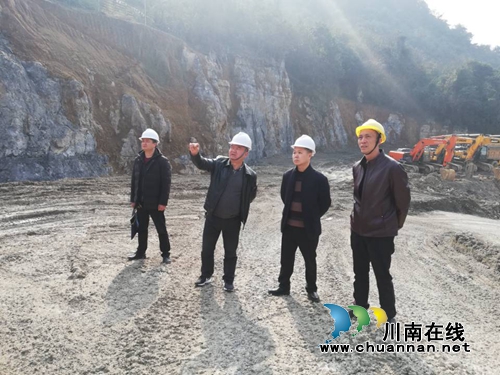 省应急管理厅基础管理处副处长陈明赴叙永督查春节非煤矿山安全生产(图4)