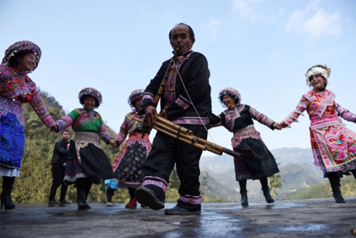 三斗米，谁为你折腰？——乌蒙山彝家苗寨夜话(图5)