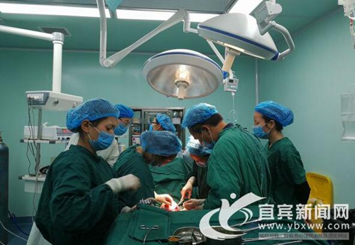 365天&nbsp;宜宾10名援藏医护人员的“酸甜苦辣”(图3)