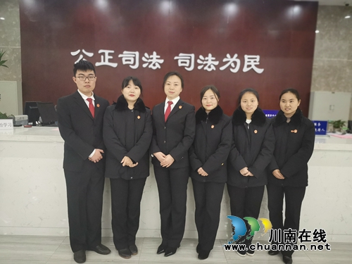 江阳区法院诉讼服务中心:上班收心聚力忙立案(图8) 江阳区法院诉讼服务中心:上班收心聚力忙立案(图8)