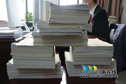 春节期间 江阳法院刑庭依旧活跃在审判战线上(图12) 春节期间 江阳法院刑庭依旧活跃在审判战线上(图12)