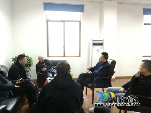 叙永县经济和商务部班子成员带队检查企业安全(图2)