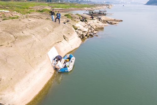 水落石出&nbsp;历史遗存今重现；情怀所致&nbsp;爱国主义薪火传(图4)