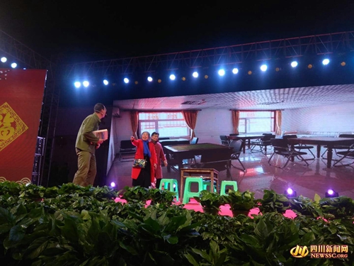 土豆南瓜麦粑上舞台 宜宾安边镇热闹迎新春(图3) 土豆南瓜麦粑上舞台 宜宾安边镇热闹迎新春(图3)