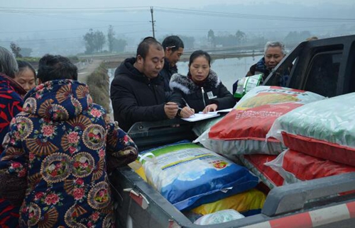 荣县&nbsp;“大地主”张文君这样经营420亩地(图4)