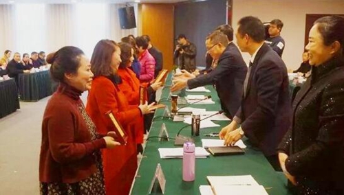 泸州市多个单位和个人获全国总工会表彰(图1)