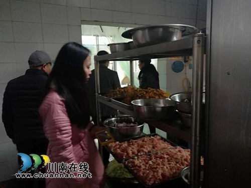 叙永县教育体育局督导向林镇中心校营养餐管理工作(图1)