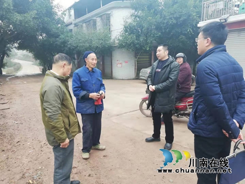 泸县太伏镇深入开展“走服引”主题活动(图1) 泸县太伏镇深入开展“走服引”主题活动(图1)