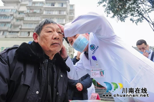 爱，要让你听到！泸州举行爱耳日集中宣传活动(图3)