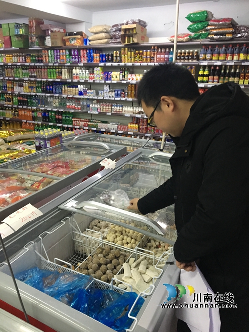 泸县海潮镇：加大食品安全检查&nbsp;保障群众安全消费(图1)