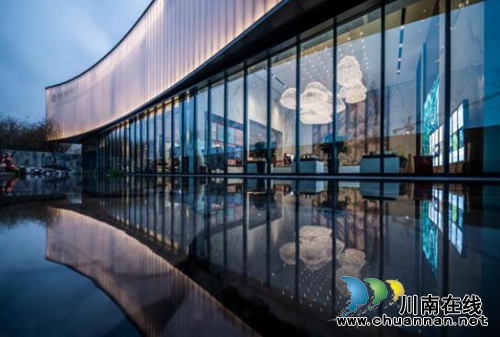 世茂·璀璨里程售楼部&nbsp;&nbsp;现代艺术生活体验馆(图1)