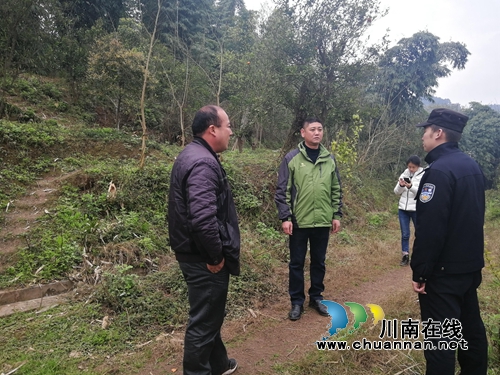 宜宾南溪区长兴镇积极开展“禁种铲毒”工作(图1)