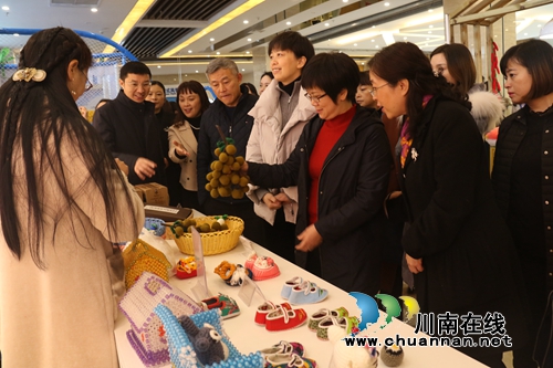 泸州龙马潭：巾帼展芳华&nbsp;奋进谱新篇(图2)