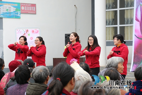 泸县潮河镇隆重举行“三八”节扶贫慰问暨先进表彰活动(图9) 泸县潮河镇隆重举行“三八”节扶贫慰问暨先进表彰活动(图9)
