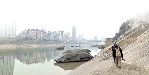 禁渔期内&nbsp;&nbsp;渔民钓友何处去(图2)