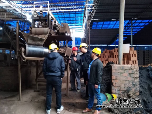 泸县立石镇开展非煤矿山及酒类企业安全专项整治行动(图1)