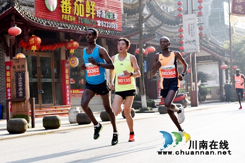 叙永国际山地马拉松开跑&nbsp;五国选手穿越醉美边城(图12)
