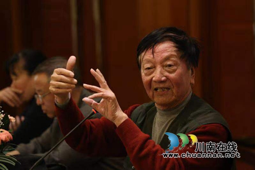 名家云集&nbsp;第16届酒城诗会暨第8届梨花诗会举行(图7)