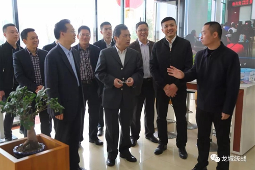 省委统战部副部长钟家霖调研泸县基层统战工作(图2)