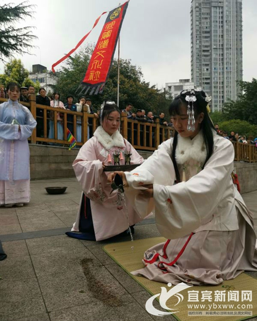 弘扬传统文化&nbsp;宜宾汉文化爱好者举办花朝节(图3)