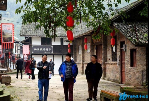 参与央视《乡村大世界》栏目互动&nbsp;可获奖品(图2)