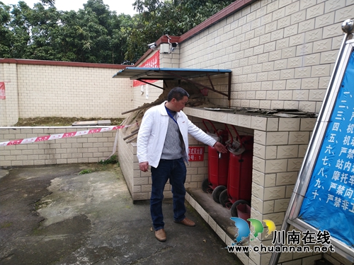 泸县潮河镇组织开展安全隐患大检查(图1)