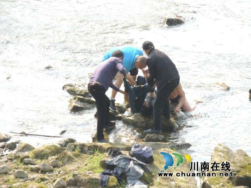 史上最强江中救人照！泸县职工鬼门关抢回生命(图1)