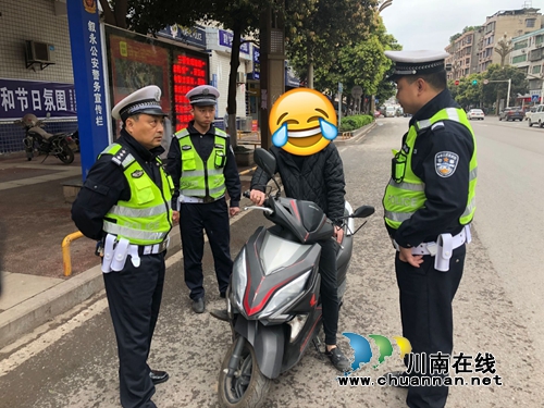 叙永交警整治摩托车违法行为&nbsp;3名无证司机被拘(图1)