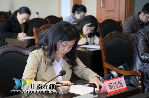 宜宾南溪区人大常委会组织开展国家机关工作人员任前法律知识考试(图2)