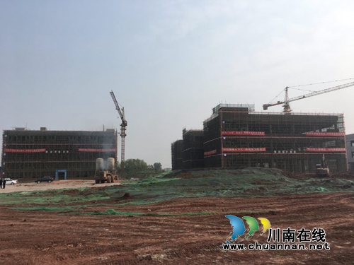 泸州82项目总投资370亿 工业智能化生产线上线(图10) 泸州82项目总投资370亿 工业智能化生产线上线(图10)