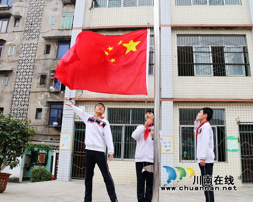 龙马潭:讲好“校长故事” 扣好人生第一粒扣子(图4) 龙马潭:讲好“校长故事” 扣好人生第一粒扣子(图4)