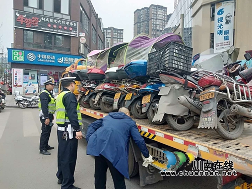 叙永公安交警开展摩托车突出交通违法行为整治行动战果显著(图1)