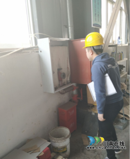 泸州高新区组织开展安全生产和环境保护专项(图1) 泸州高新区组织开展安全生产和环境保护专项(图1)