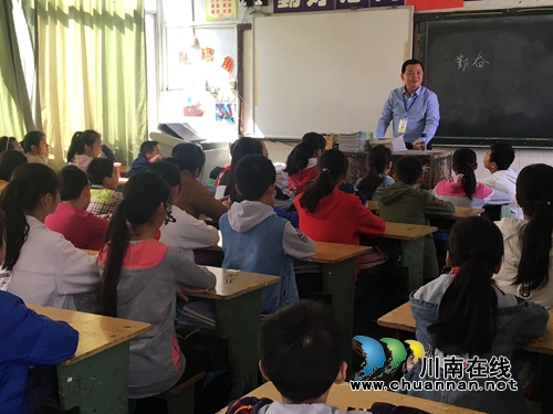 纳溪区逸夫实验小学做好六年级学生的思想工作(图1)