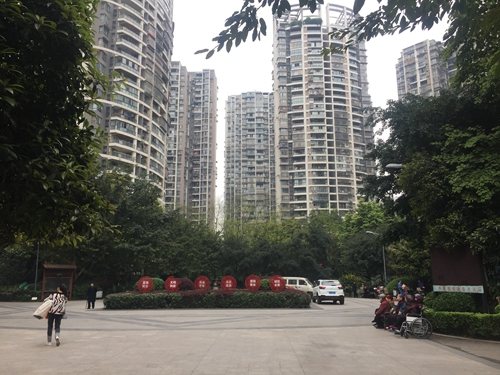 外来车辆进小区&nbsp;是否收费谁说了算？(图5)