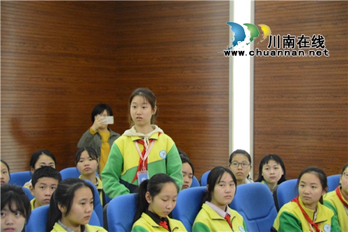 好激动！50余名同学在江阳法院“客串”法官(图18)