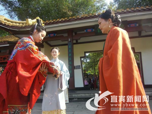 上巳节宜宾传统女子成人礼&nbsp;再现中华礼仪美德(图2)