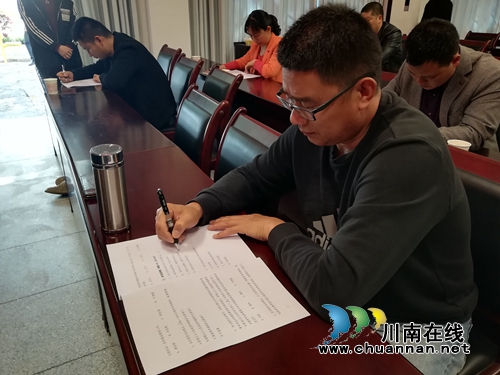 龙马潭区罗汉街道：考试促深入学习&nbsp;&nbsp;逗硬戒“形式主义”(图2)