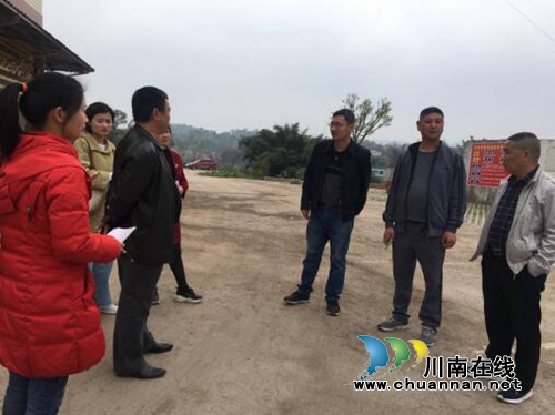 宜宾南溪区长兴镇迎接市爱卫办创建国家卫生乡镇初查(图1)