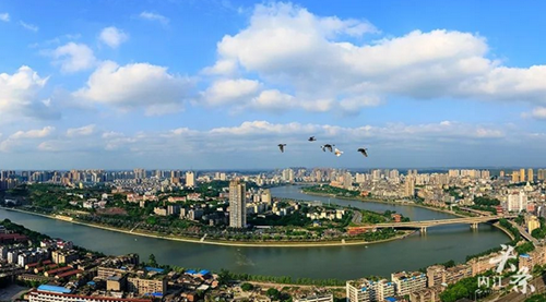 川南城际铁路内江三元沱江特大桥连续梁合龙(图6)