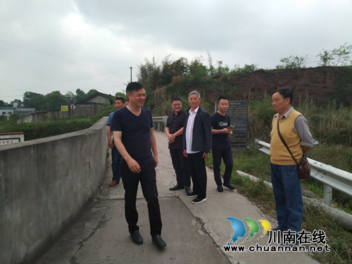 杜作文到泸县云龙镇督导脱贫攻坚暨当前重点工作(图7)