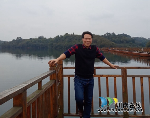 陈力：12年工作笔记铸就3本散文专辑的传奇(图3)