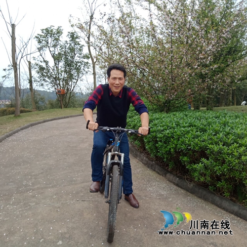 陈力：12年工作笔记铸就3本散文专辑的传奇(图1)