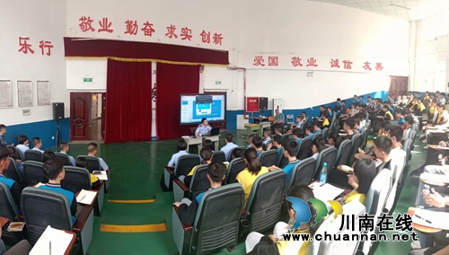 天热了&nbsp;四川警盾公益宣讲团防溺水宣讲火了！(图10)