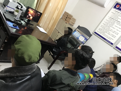 宜宾南溪区刘家司法所组织社区服刑人员集中学习国家安全知识(图1)