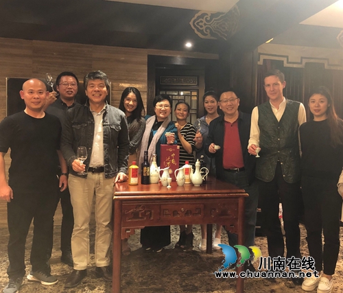 沉香 高粱中的拉菲——用西方味蕾鉴赏东方味道(图1) 沉香 高粱中的拉菲——用西方味蕾鉴赏东方味道(图1)