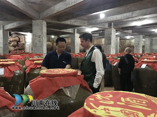 沉香 高粱中的拉菲——用西方味蕾鉴赏东方味道(图8) 沉香 高粱中的拉菲——用西方味蕾鉴赏东方味道(图8)