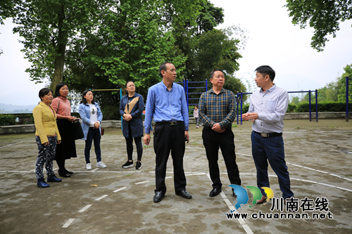 泸州市党史研究室到合江曾润百烈士故居调研(图1)